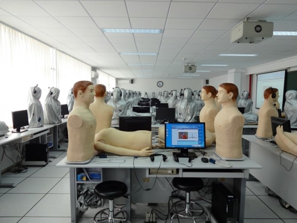 我校醫(yī)學虛擬仿真實驗教學中心獲評國家級虛擬仿真實驗教學中心1