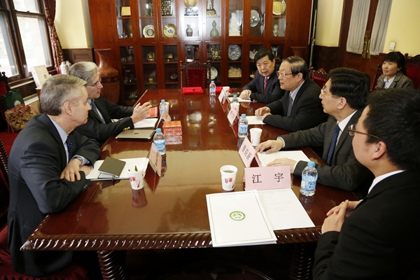 協(xié)和公衛(wèi)學院與哈佛公衛(wèi)學院簽署合作備忘錄1